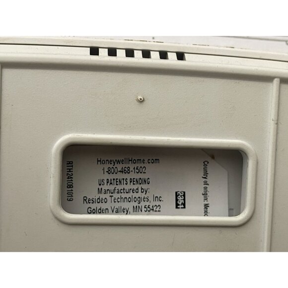Used Honeywell RTH2410B Digital Thermostat | 5-1-1 Day Schedule | Single-Stage - Picture 6 of 6